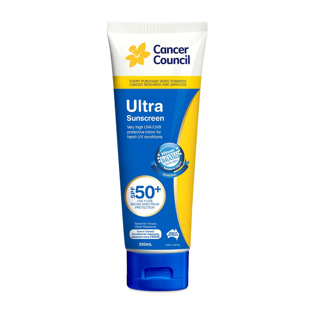 캔서카운슬 울트라 썬스크린 로션 SPF 50+ SPF50+PA++++: 끈적임, 백탁 적고 향료, 색소 없는 로션 제형, 수익금은 호주 암 협회 연구에 사용된다. 유기 필터, 내수성 250mL 2만9천9백원.