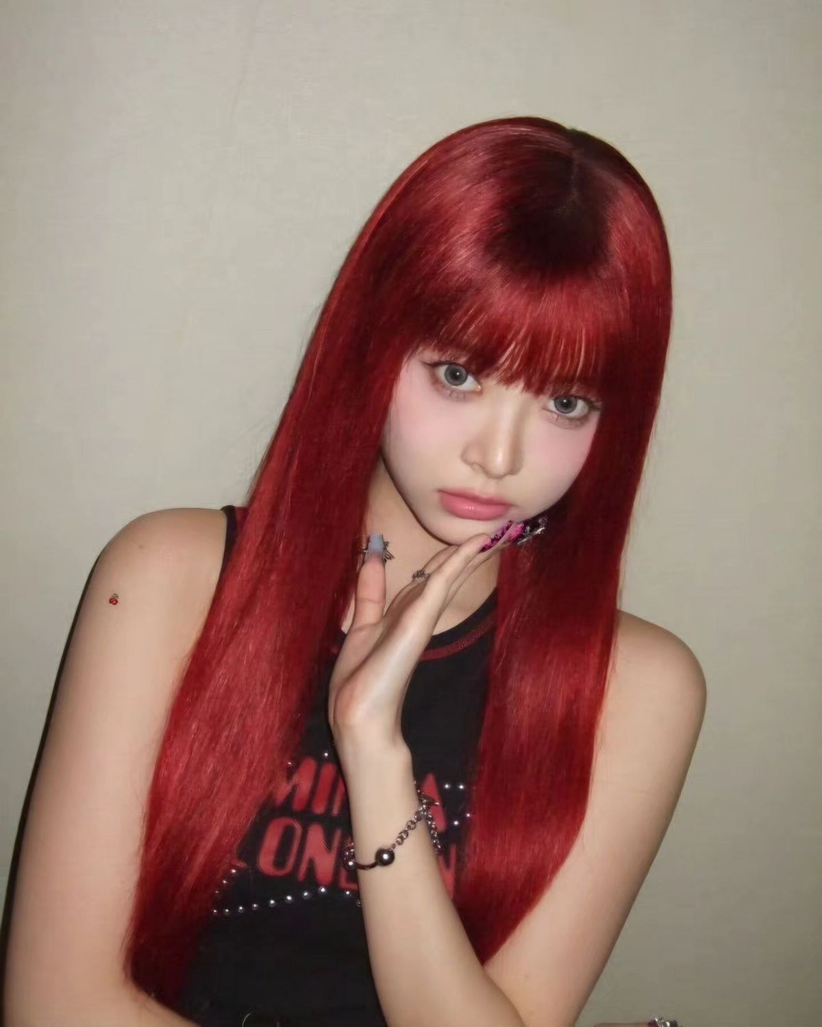 @hhh.e_c.v
