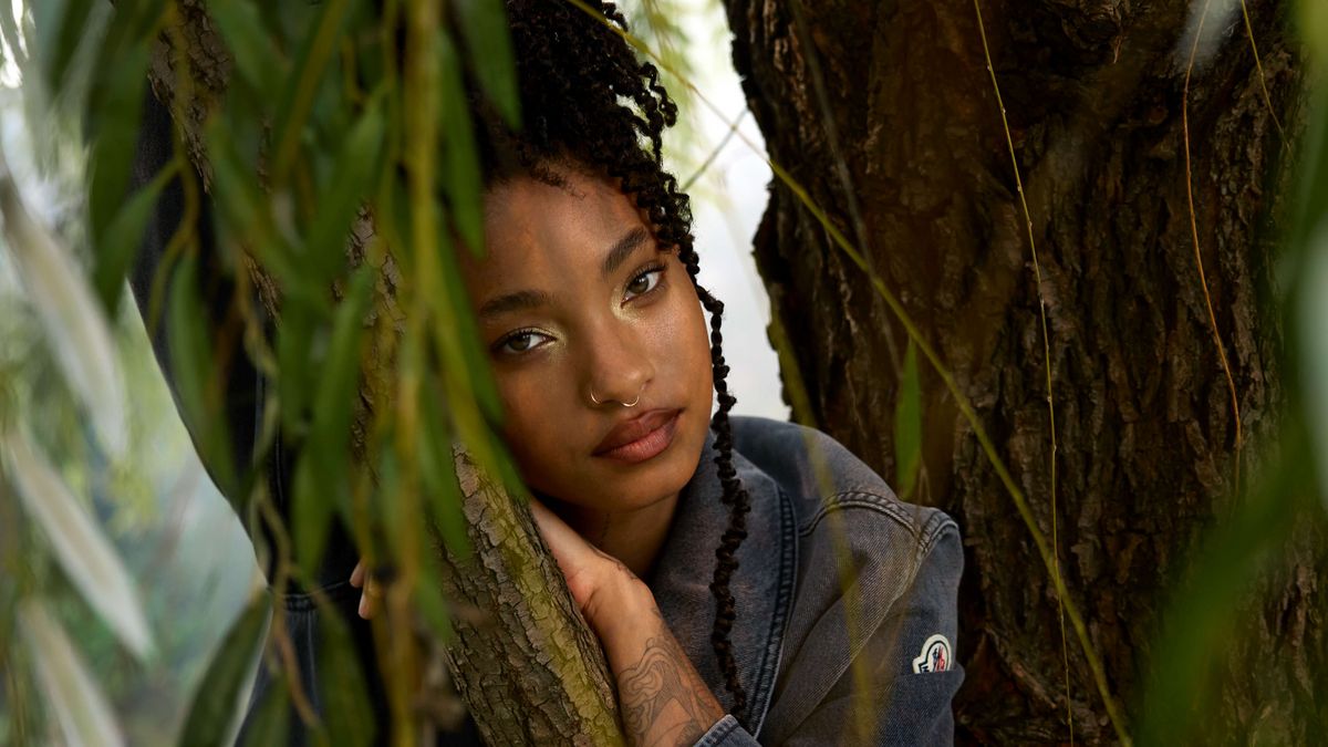 상하이에서 열린 2024 몽클레르의 시티 오브 지니어스 프로젝트에 참여한 윌로우 스미스. 