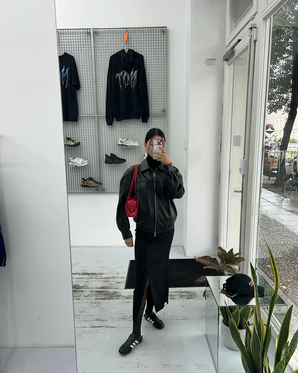 @azraelyoni