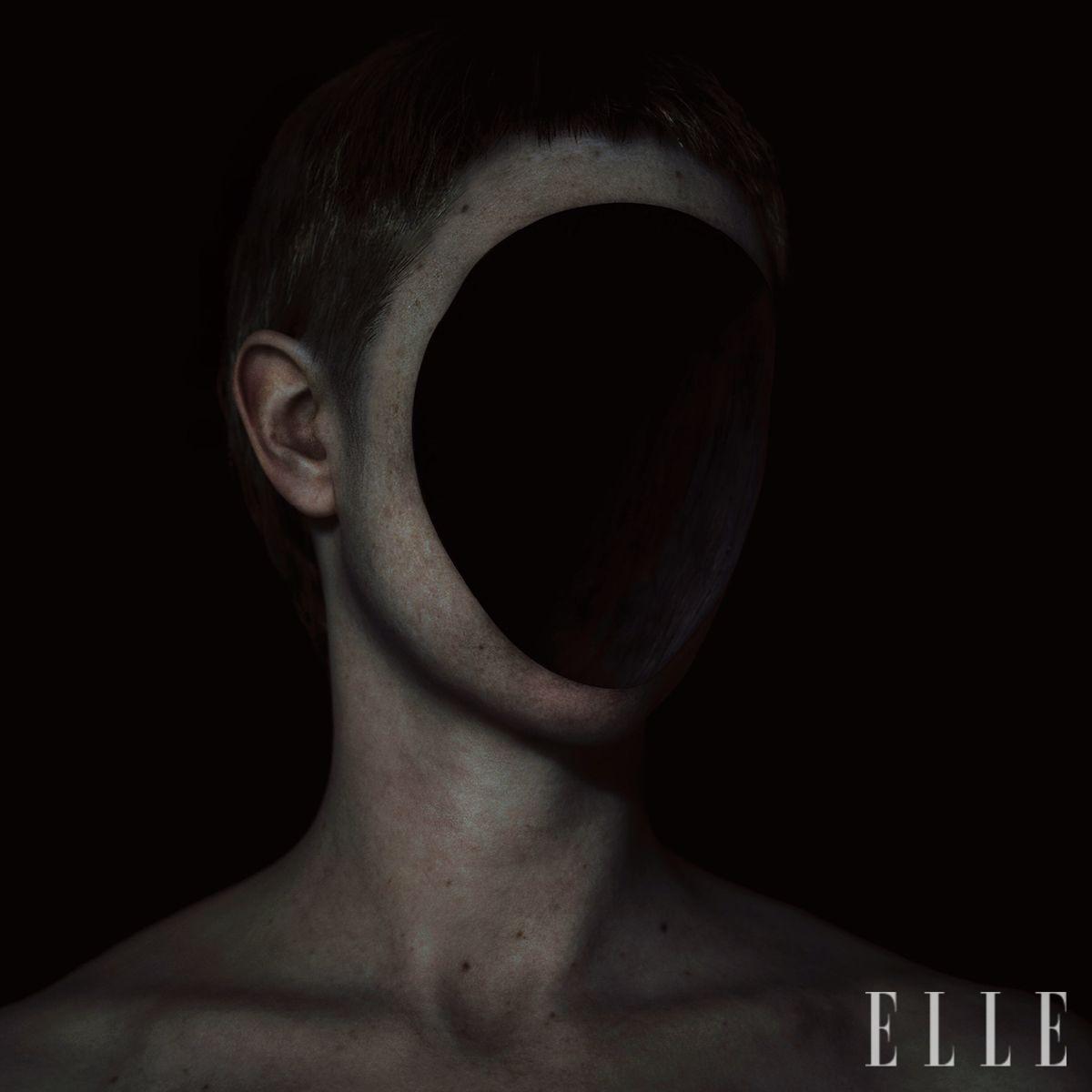 센서를 통해 끊임 없이 외부 데이터를 학습하고 진화하는 ‘리미널’(2024~진행 중). 실시간 시뮬레이션과 사운드, 센서, 스틸 이미지. 