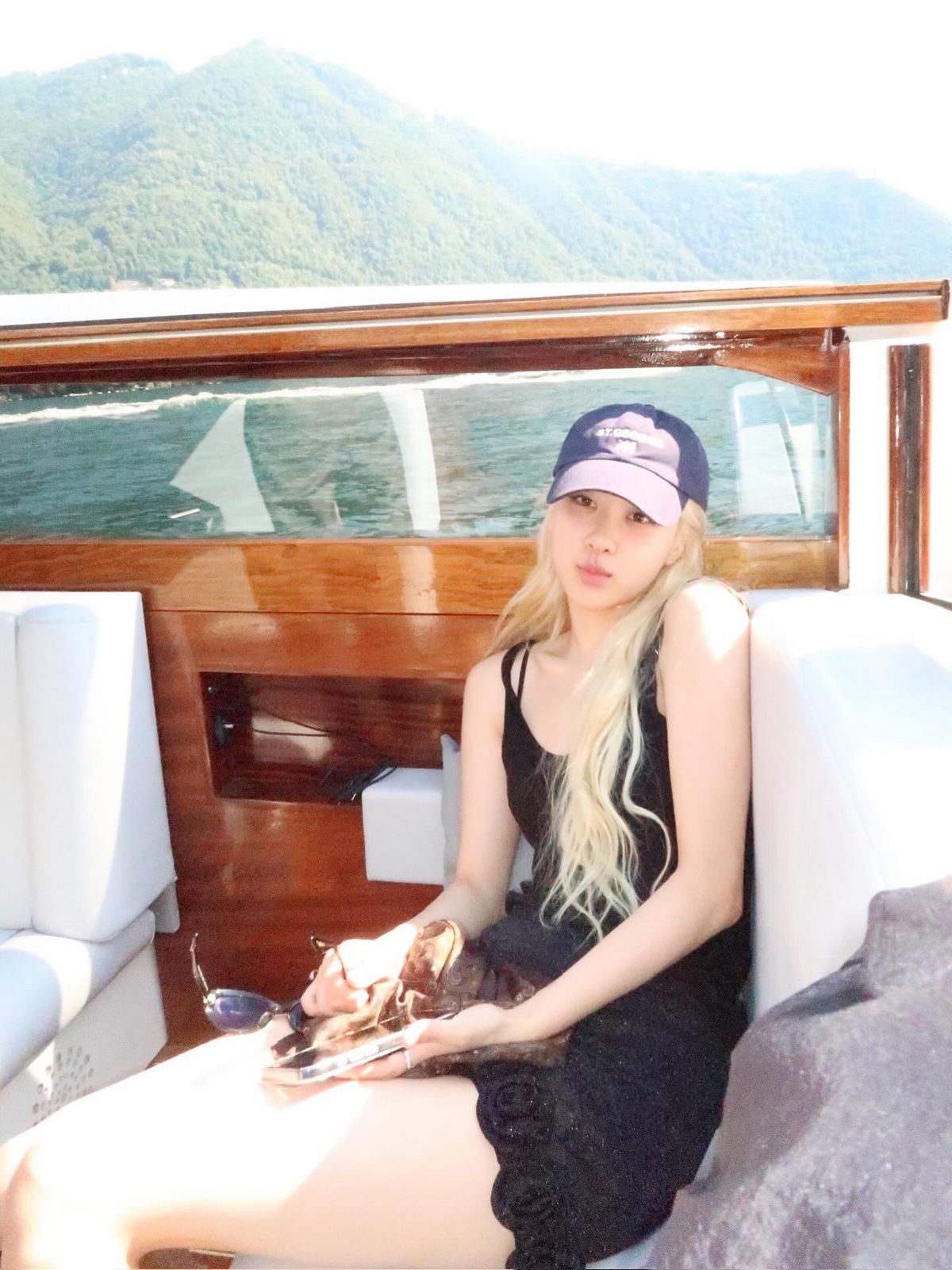 @roses_are_rosie