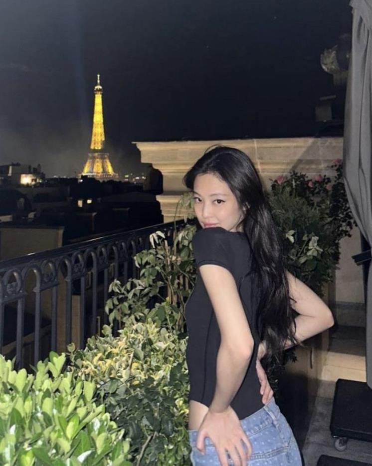 @jennierubyjane