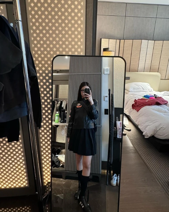 @jennierubyjane