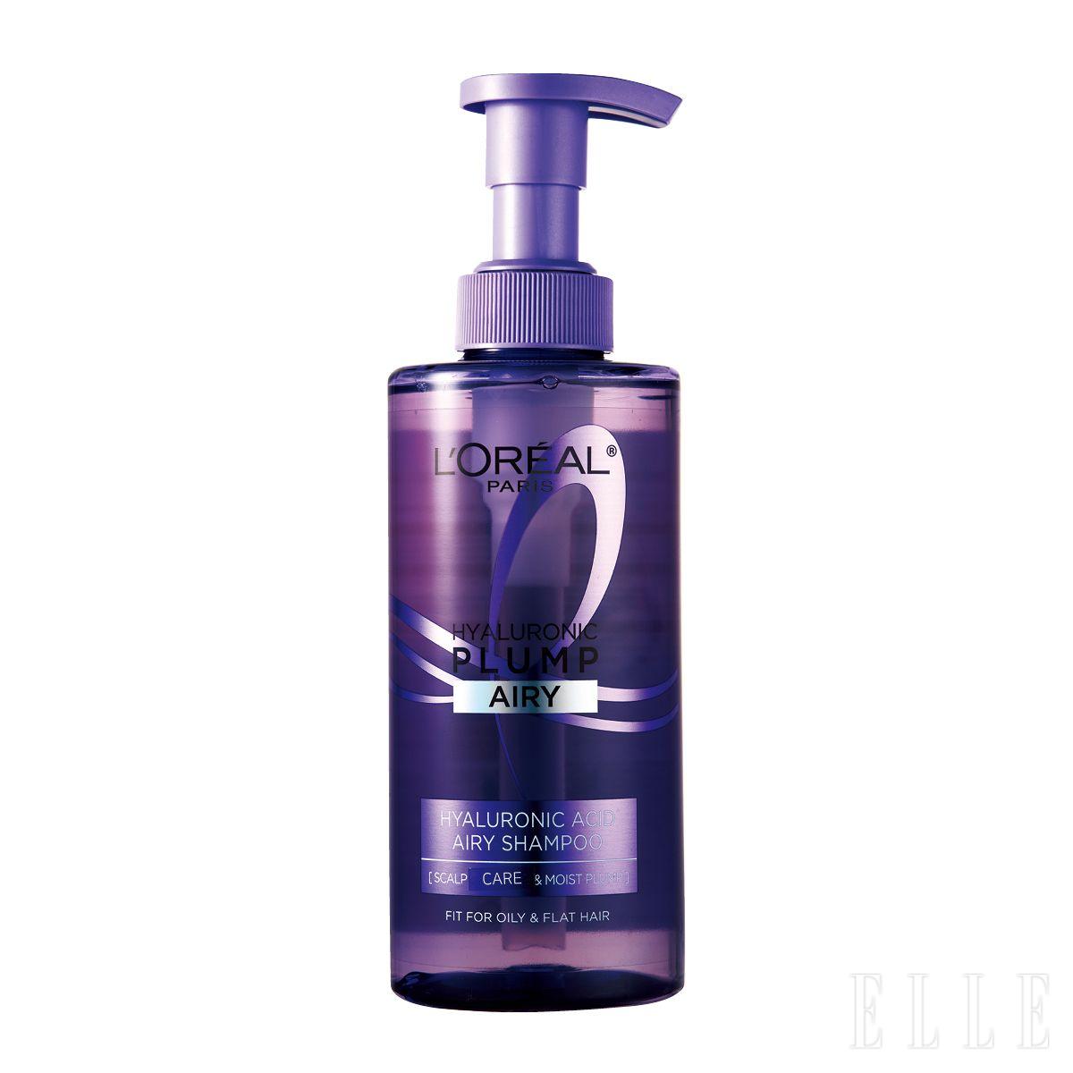 저분자 히알루론산이 두피와 모발에 촘촘히 스며들어 수분을 채우고 볼륨을 살리는 샴푸. 히알루로닉 플럼프 샴푸, 2만3천5백원대, L’Oréal Paris. 