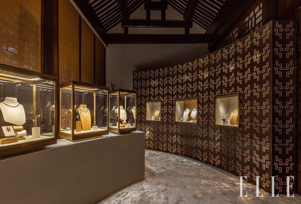 베이징의 상징적인 세계문화유산 이화원에서 펼쳐진 프레젠테이션. 