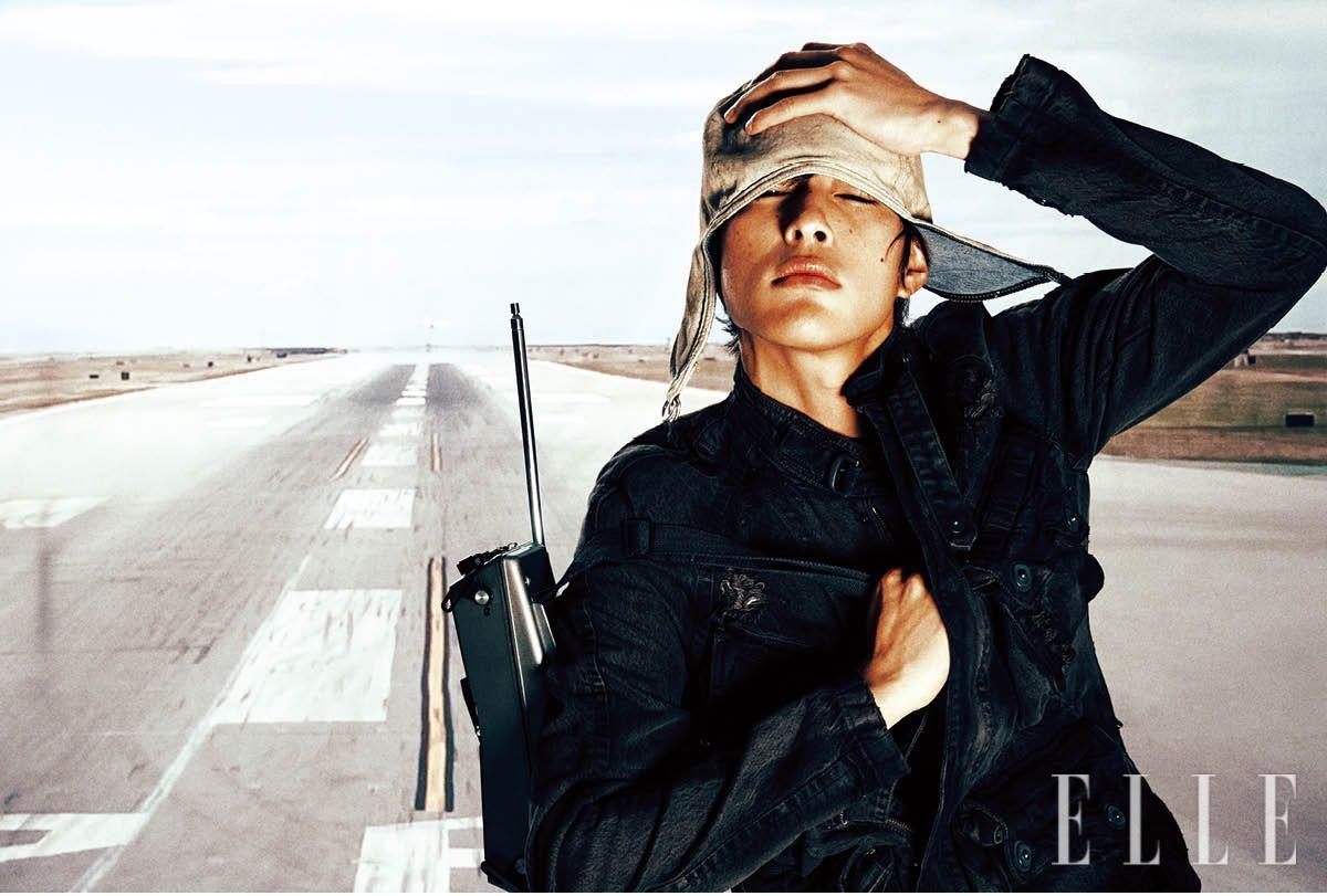 이미지 캡션 영역