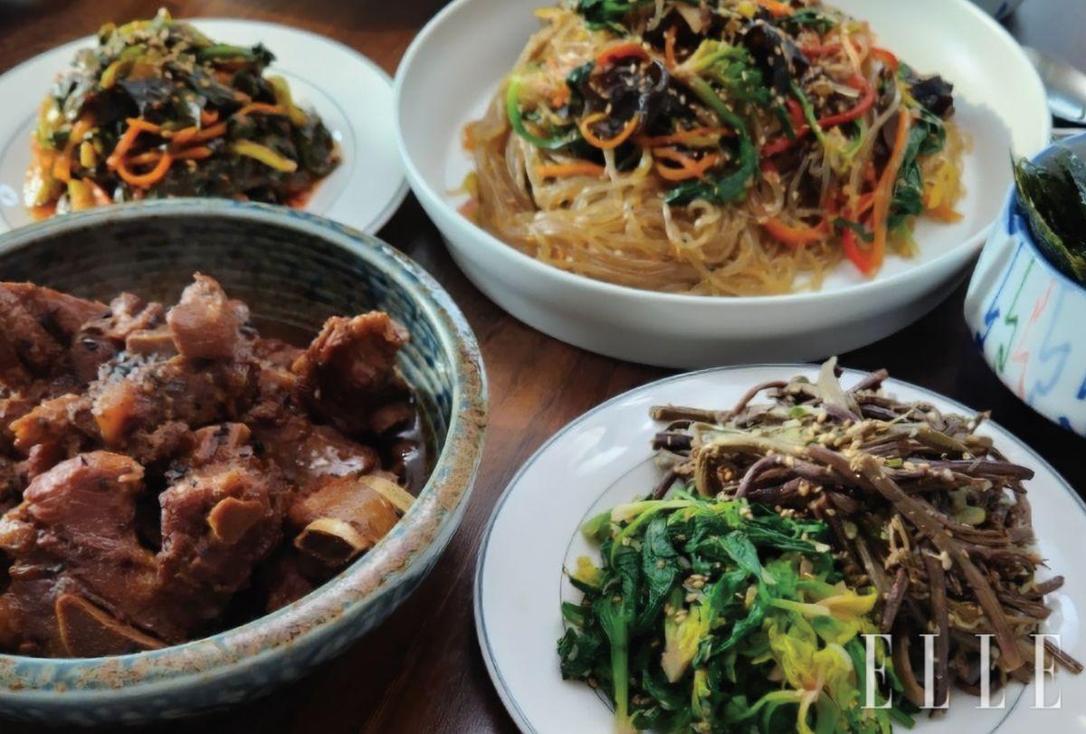 이문정 셰프가 자주 요리하는 한식. 고기찜, 잡채, 나물. 