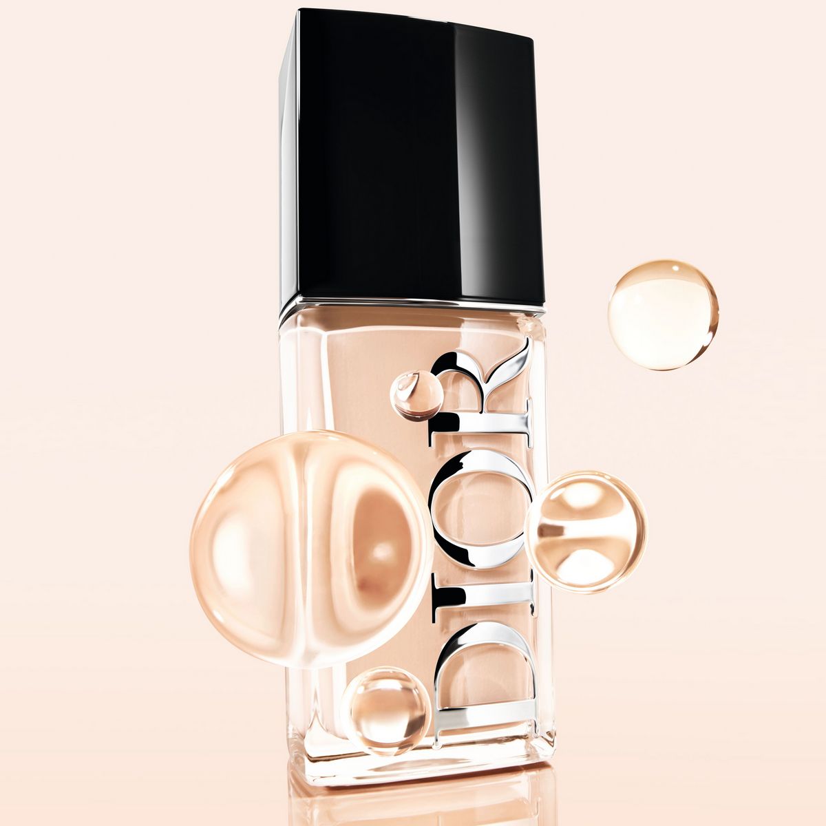 NEW 디올 포에버 스킨 글로우 래디언트 파운데이션 30ml 9만8천원대.