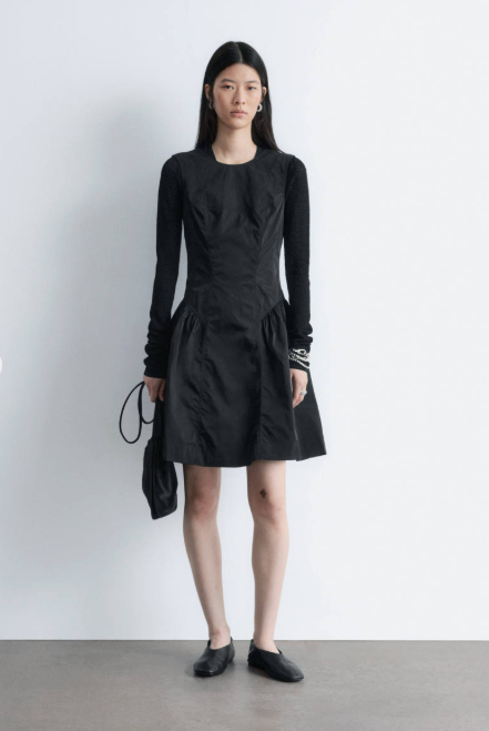 페플럼 미니 드레스