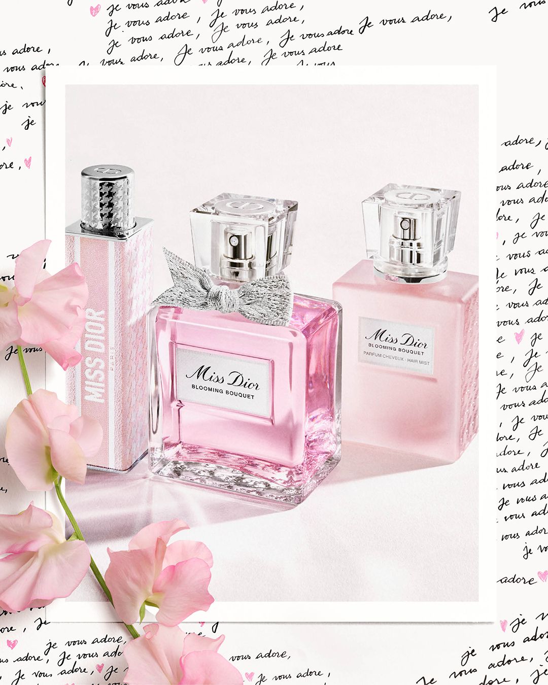 (왼쪽부터) 미스 디올 블루밍 부케 미니 미스 솔리드 퍼퓸, 미스 디올 블루밍 부케 오 드 뚜왈렛, 미스 디올 블루밍 부케 헤어 미스트.