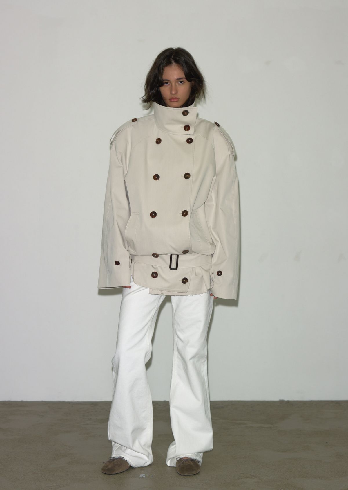 하프 트렌치코트는 에스이오(s-e-o)