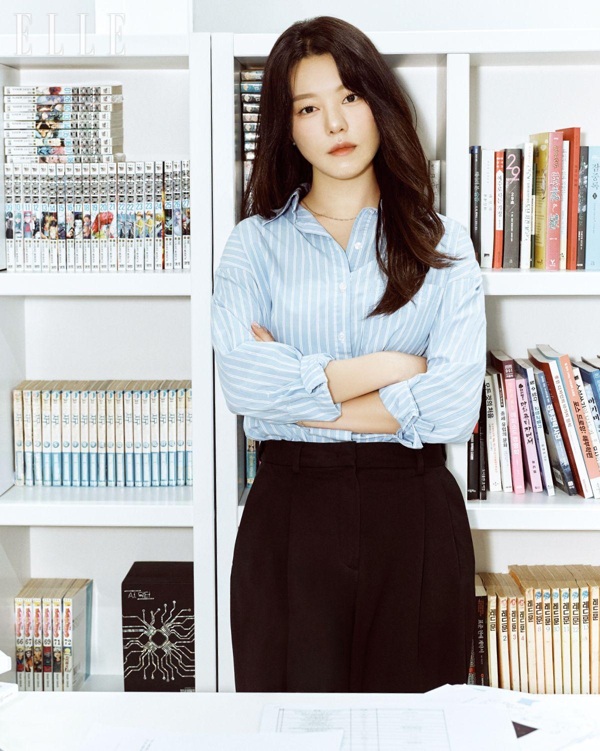 김은서 웹툰사업본부 본부장 / 웹 콘텐츠 전문 에이전시 작가컴퍼니 JC미디어 웹툰사업본부장. <중증외상센터 : 외과의사 백강혁> <첫정> <나만의 고막남친> <천마는 평범하게 살 수 없다> <슈퍼스타 천대리> 등을 제작했다.