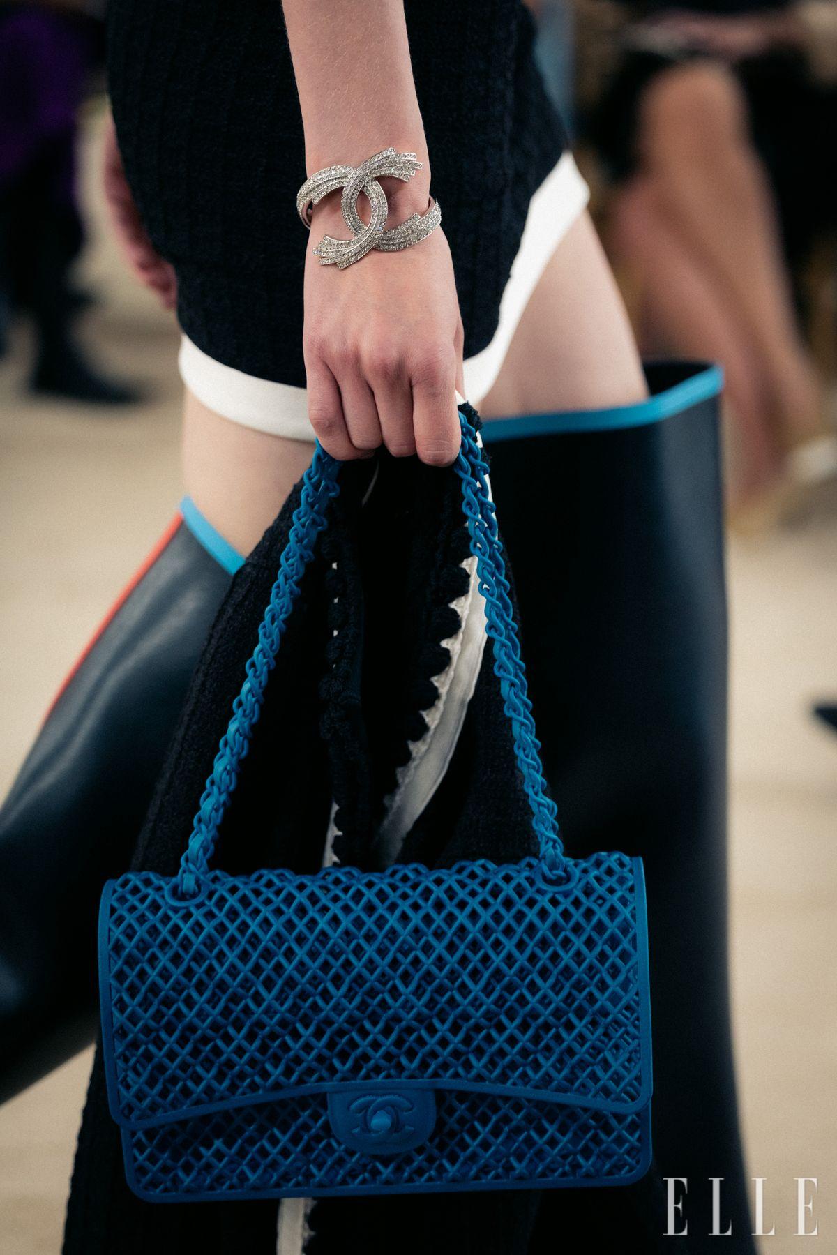 CHANEL 