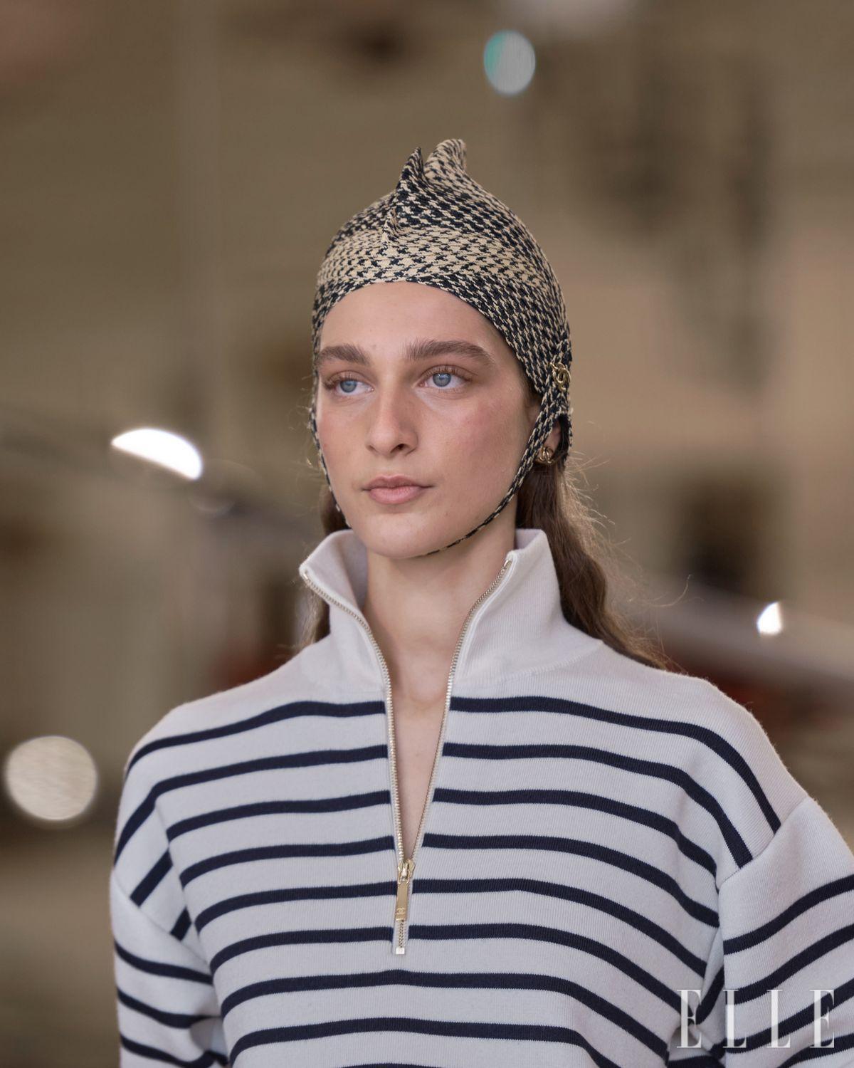 CHANEL 