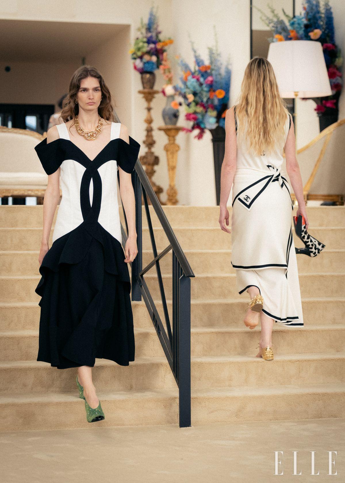 CHANEL 
