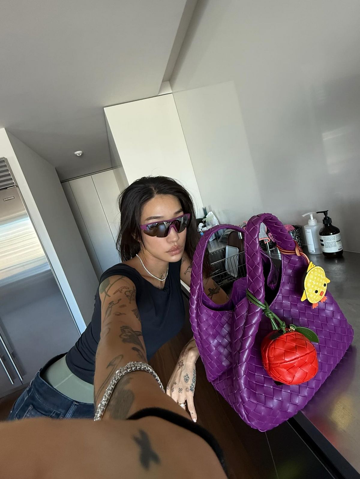 @peggygou_