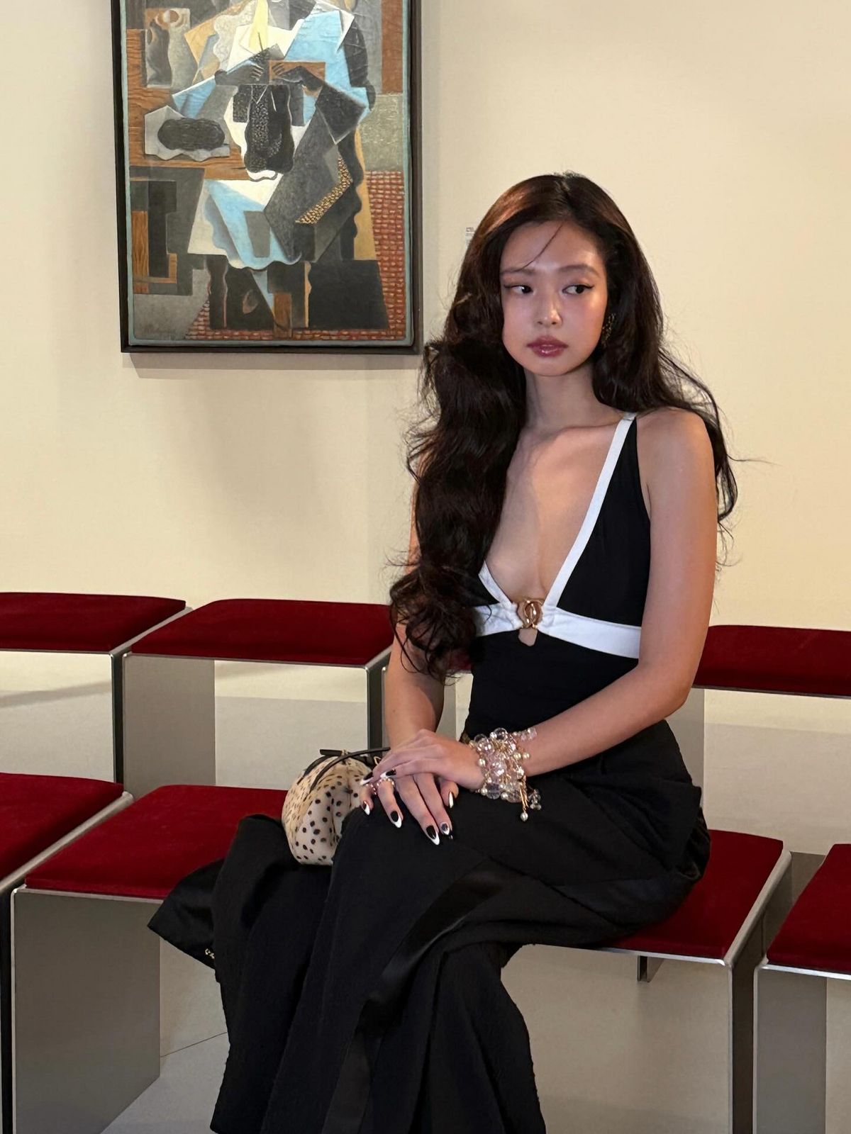 @jennierubyjane