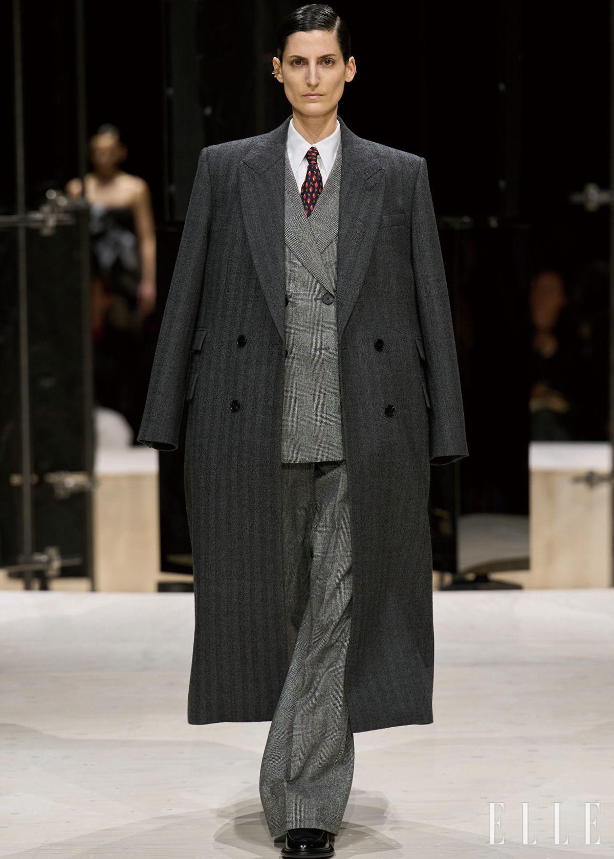 GIVENCHY