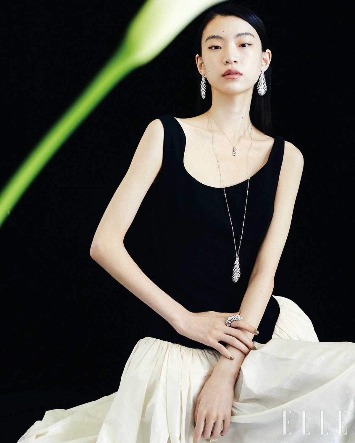 투 톤 드레스는 Jinsun.