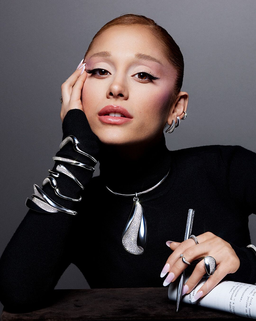 스와로브스키 글로벌 앰버서더 아리아나 그란데(Ariana Grande)