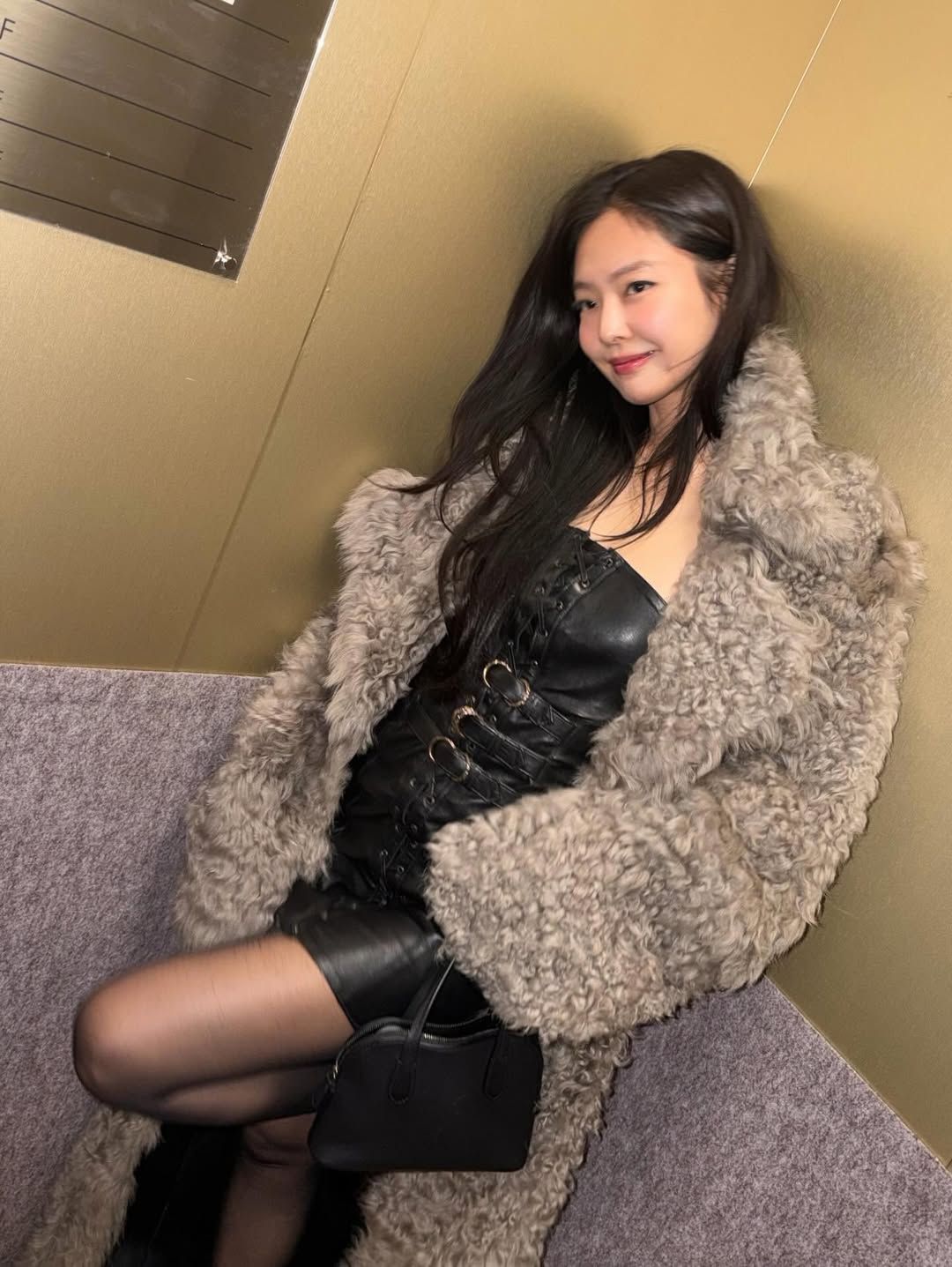 @jennierubyjane