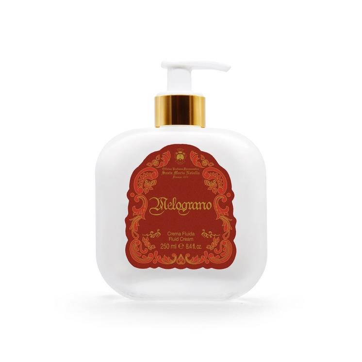 산타마리아 노벨라 크레마 플루이다 멜로그라노 - 피부를 탄력 있고 매끄럽게 하는 석류꽃 추출물을 함유했고 시트러스 계열 톱 노트, 장미, 일랑일랑, 석류가 미들 노트, 오크모스, 랍다넘, 머스크가 베이스 노트인 보디 크림. 250mL 10만3천원.  