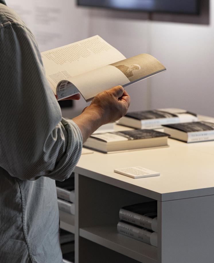 故 류이치 사카모토 유고집 출간 기념 추모 전시