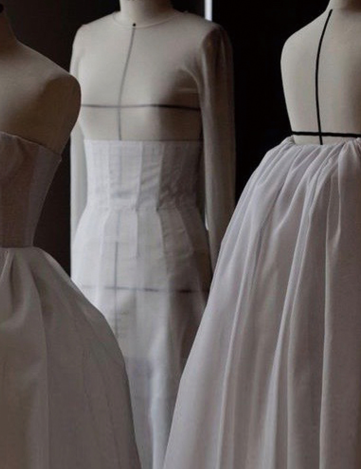 심플하고 캐주얼한 웨딩드레스를 만드는 베르트리. 