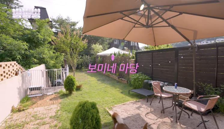 윤보미가 공개한 3층 전원주택 내부 