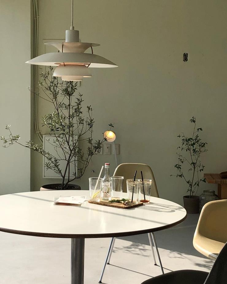 INSTAGRAM @everamuse