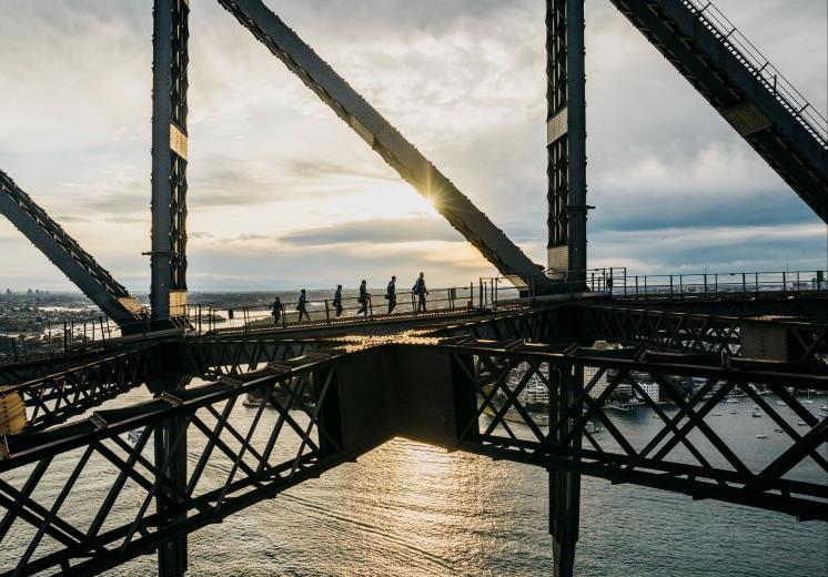 오프라 윈프리, 윌 스미스, 빌 게이츠 등 세계적인 스타들도 기네스북에 오른 하버 브리지에 오르기 위해 ‘브리지 클라임 시드니’를 찾았다.ⓒBridgeClimb Sydney