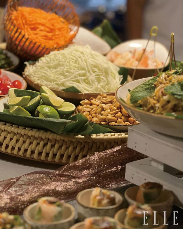  ‘ 반  후라 ’ 에서는  태국  남부  코코넛  카레부터  북부의  매콤한  요리를  맛볼  수  있다